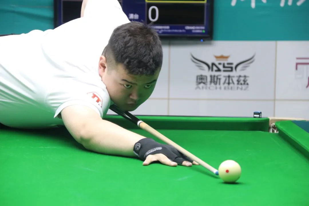 WTT新加坡大满贯赛 林诗栋4-2梁靖崑获男单冠军.