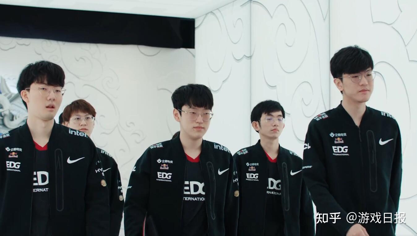 访中表示 访中表示