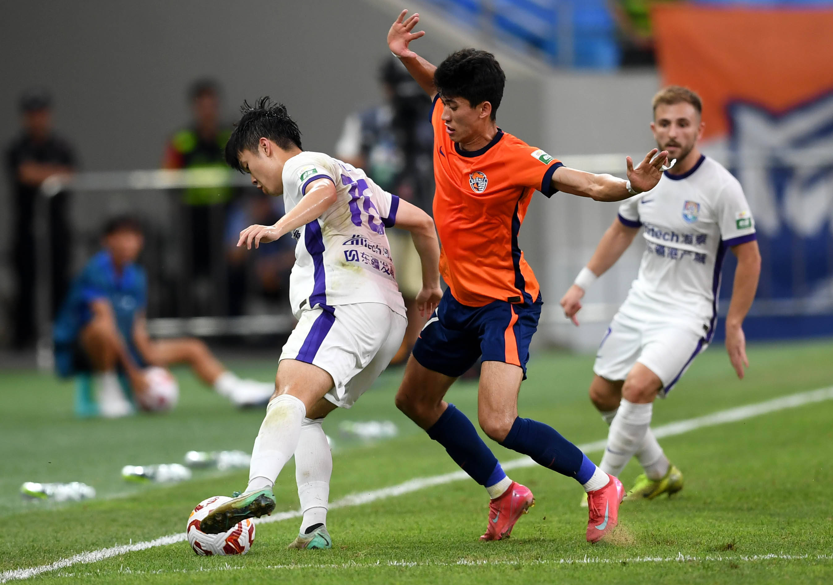 联赛5球8 联赛5球8